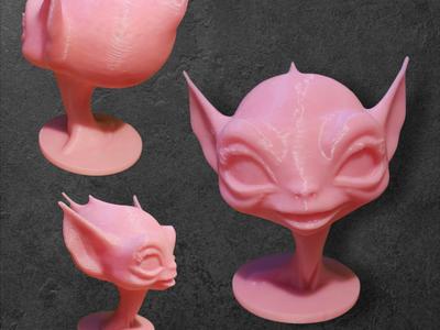 Alien princess bust