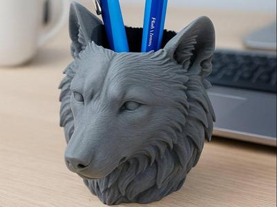 Wolf Pencil Holder