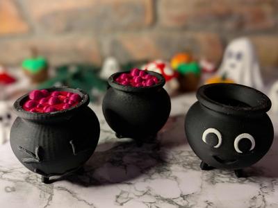 Living Witches Cauldron