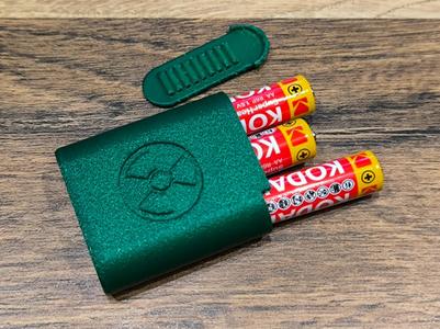 AA battery travel box - 3 pack