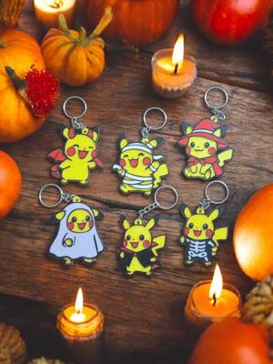 KEY CHAIN / KEY CHAINS : PIKACHU HALLOWEEN