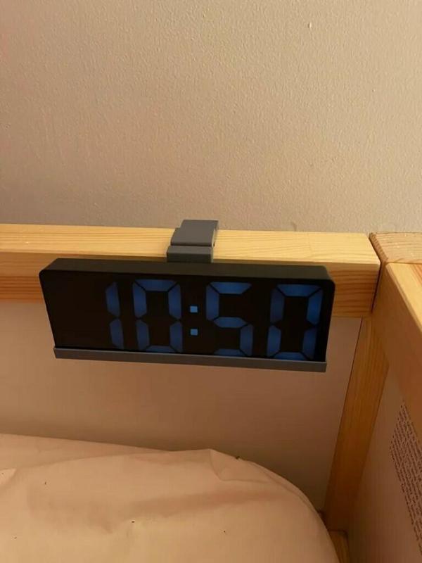 Kura small shelf/clock table