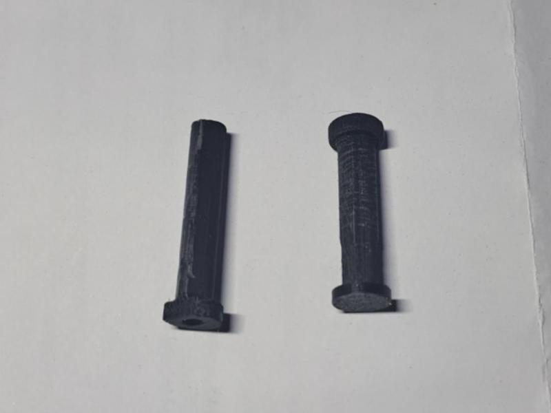 Airsoft Ares m4 pins