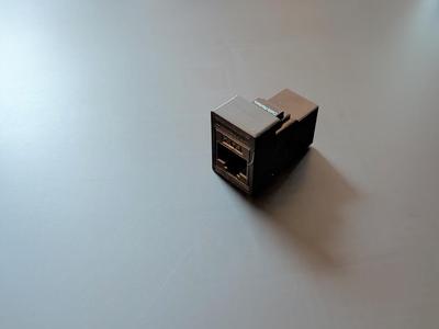 Single barebones keystone socket or jack for remix