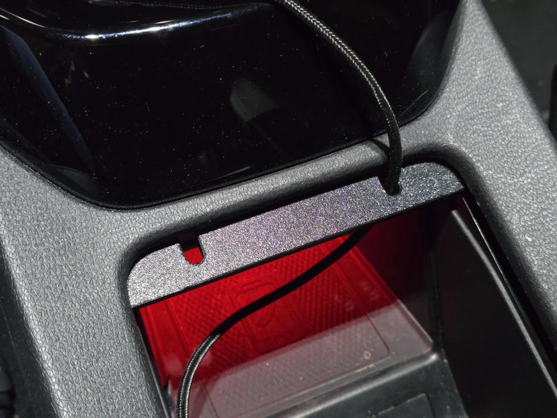 VW ID.4/ID.5 USB Cable Manager