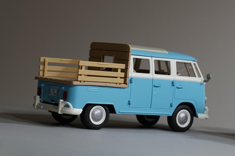 Playmobil VW Bulli T1 - 4-seater with short loading area