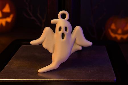 Ghost Charm Pendant – Cute Halloween Jewelry Accessory, Spooky Keychain Decoration