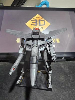 Macross VF-1J Valkyrie Gerwalk