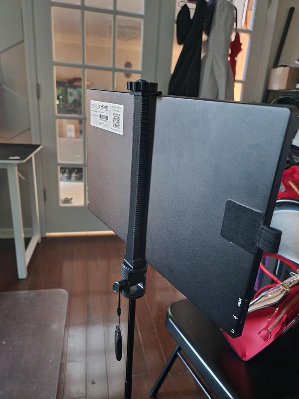 Tablet and Monitor Tripod Mount (1/4" screw fit)