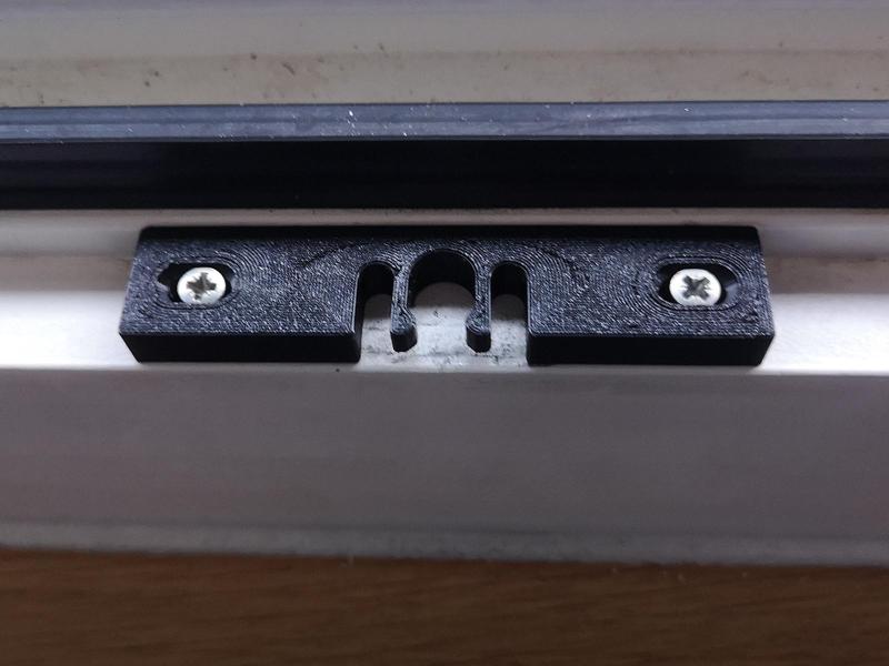 Fensterschnäpper (ersetzt einen Sigenia A1362 TS K100)