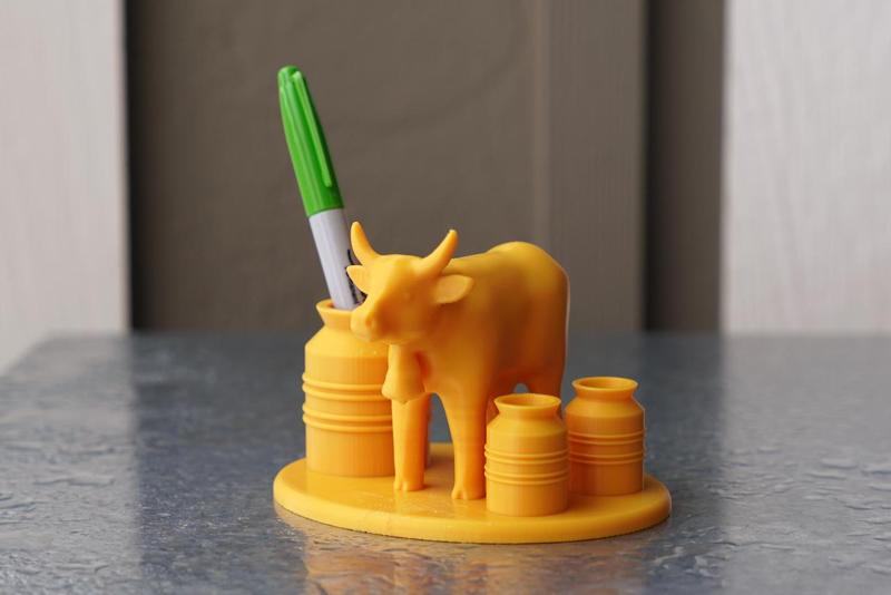 Cow pen holder