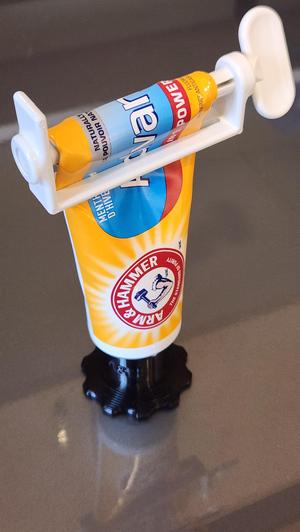 Support dentifrice Arm&Hammer