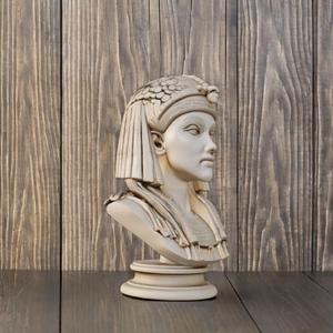 Cleopatra Statue
