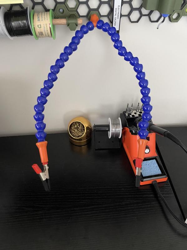 Honeycomb Storage Wall Helping Hands