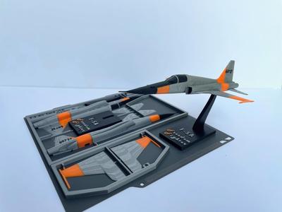 F-5 Freedom Fighter Kit Card