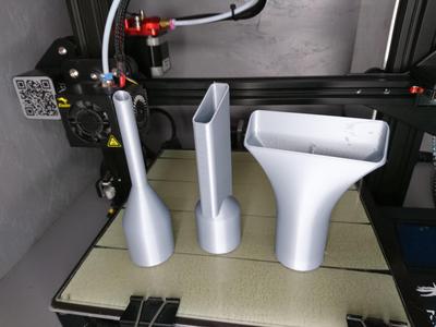 Vacuum cleaner nozzles