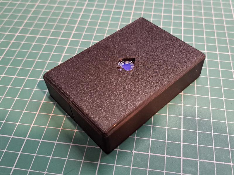 Card box with integrated tray