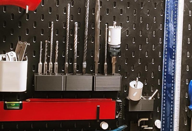 Skadis drill bit holder for hammer drill bits