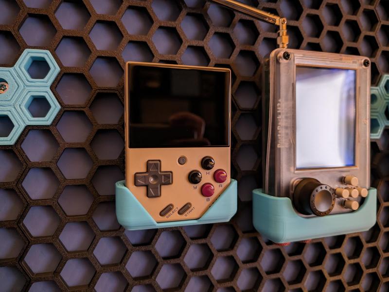 Honeycomb Storage Wall - Miyoo Mini Mount