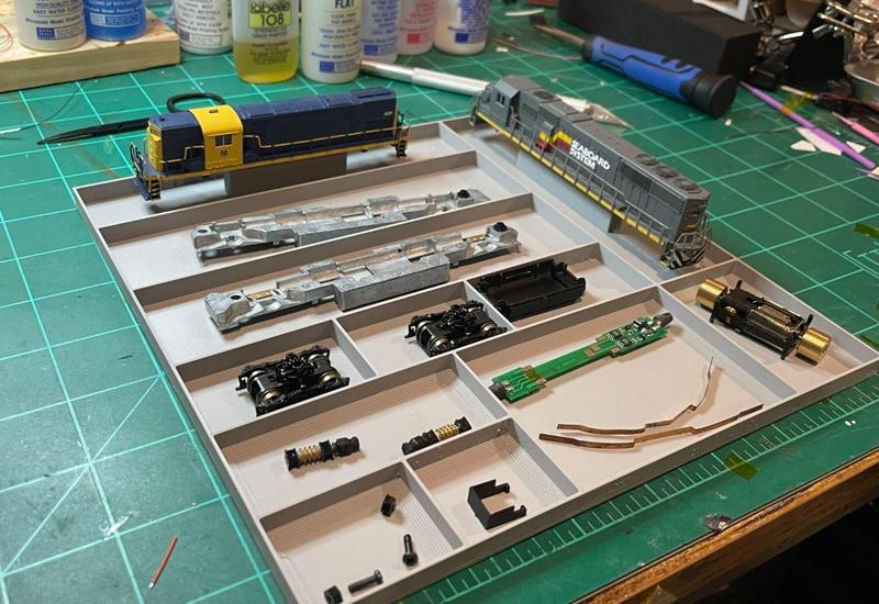 N Scale Locomotive Tray