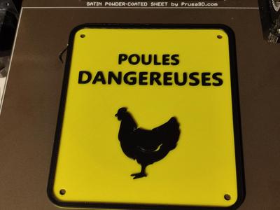 Poules dangereuses