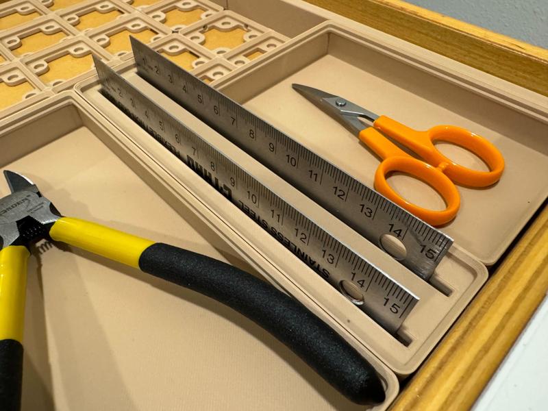 Gridfinity Double Ruler 150mm Ruler Holder 1x4x4