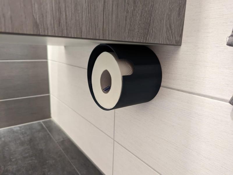 Toilet paper holder