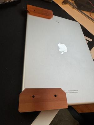 iPad pro 12.9" (1st, 2nd gen) wall mount
