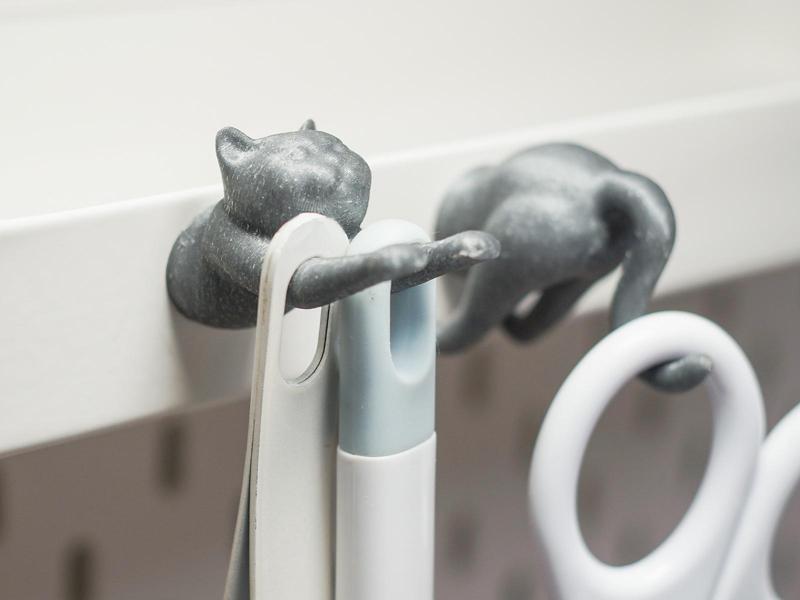 Cat magnetic hook