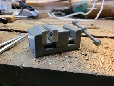 Simple Mini Vise