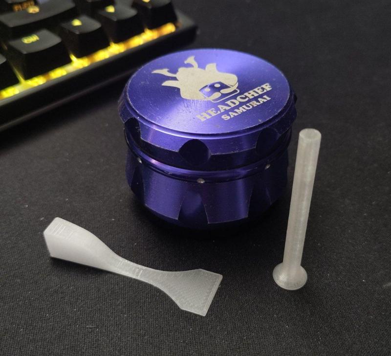 Pollen Scoop and Joint Press