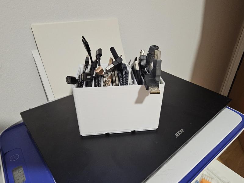 Gridfinity Cable Storage