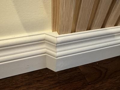 Baseboard trim profile