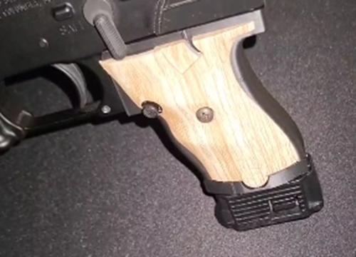 C9 style grip for the HP-15