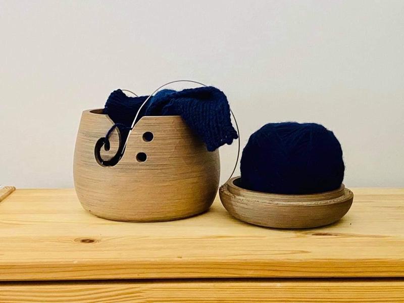 Knitting Bowl Wool Holder with Removable Lid
