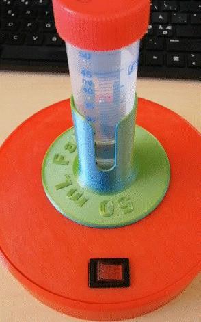 Compact magnetic stirrer - agitator