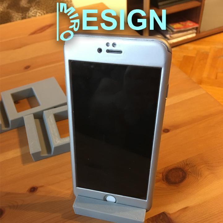 Universal Mobile Stand