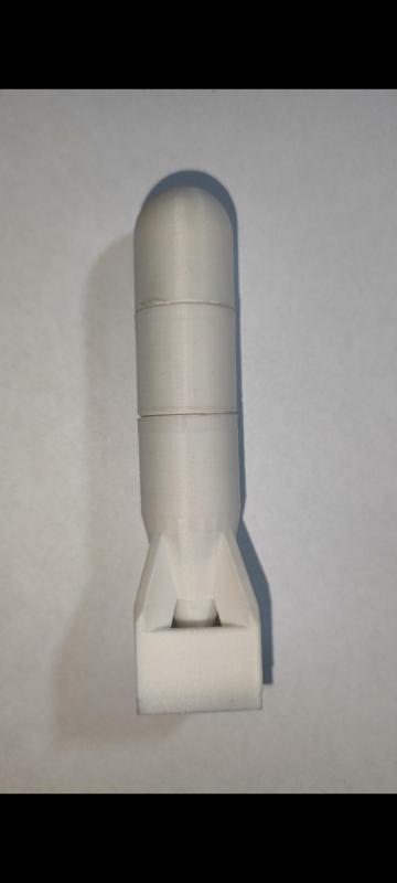 Atomic bomb model / Atombombe Modell