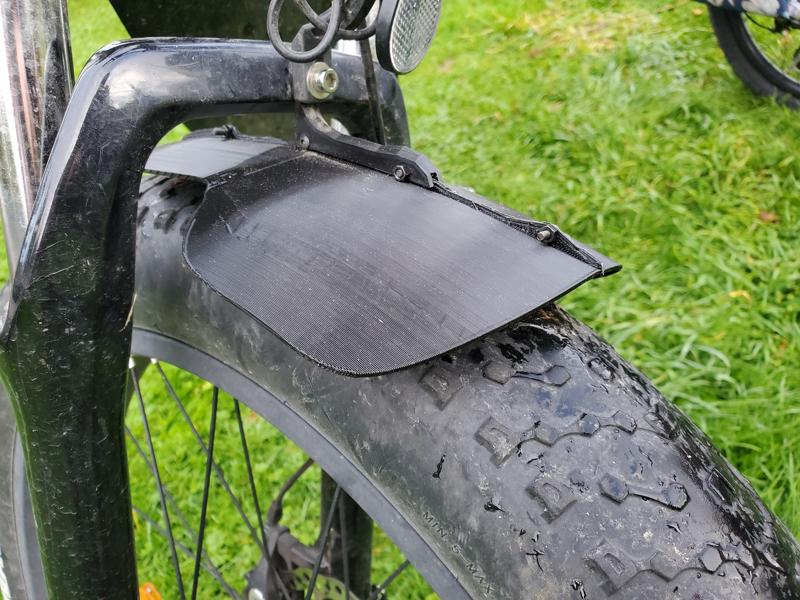 Front fender for fat bike