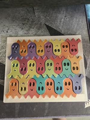 Tessellation Puzzle : Ghosts