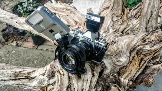 Olympus 60mm Macro Flash Mount