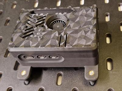 Raspberry Pi5 with NVMe Skadis Remix