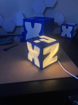 XWHYZ Cube