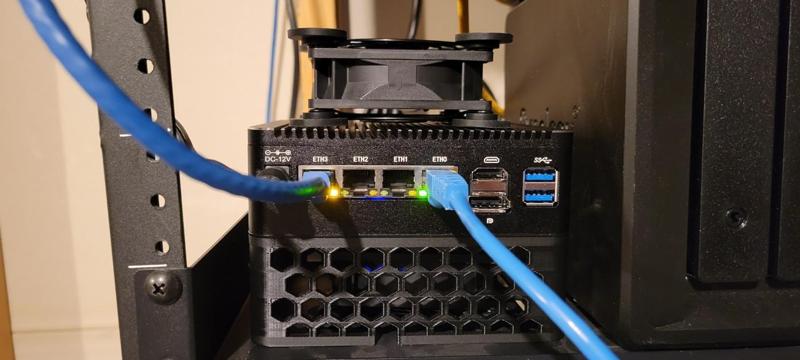 Firewall Stand v3 - Honeycomb Edition