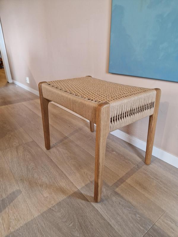 Danish Chord Piano Bench, Dowl drill fixture and plans