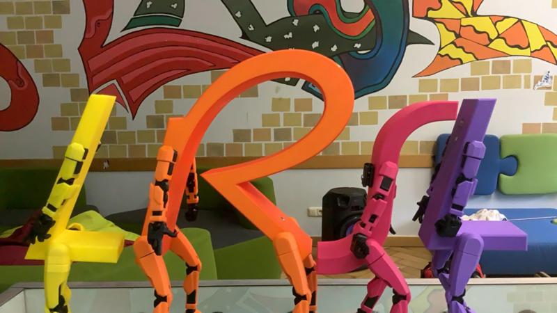 LRSL Logo - Lycée Robert-Schuman Luxembourg