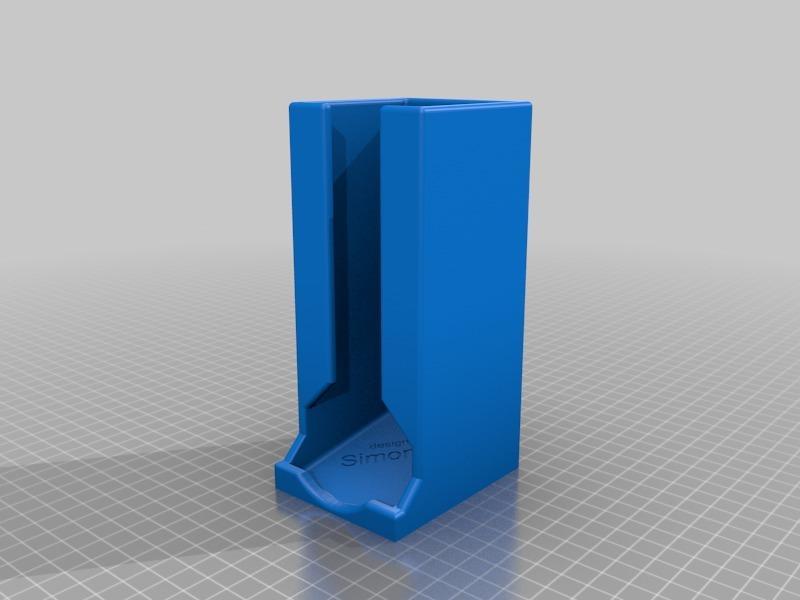 Insulin Holder by SImon Link