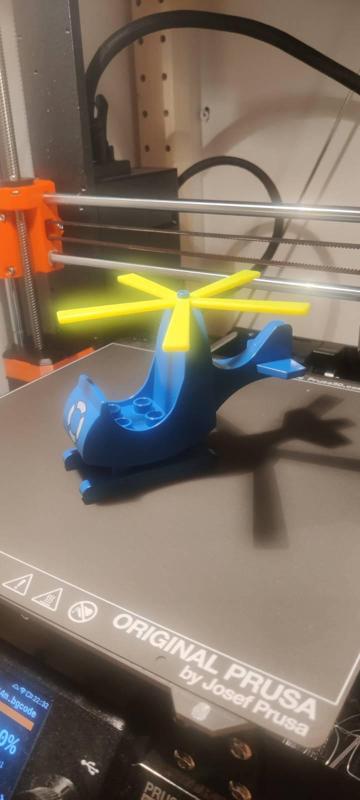 Replacement rotor for old duplo helicopter