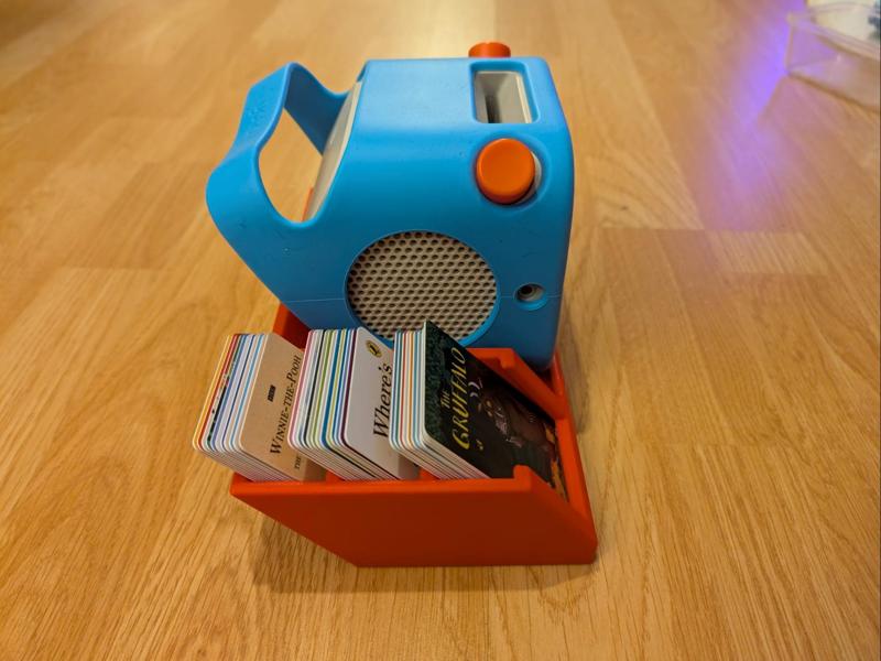 Yoto Docking Station (Gen 2&3 with case installed)