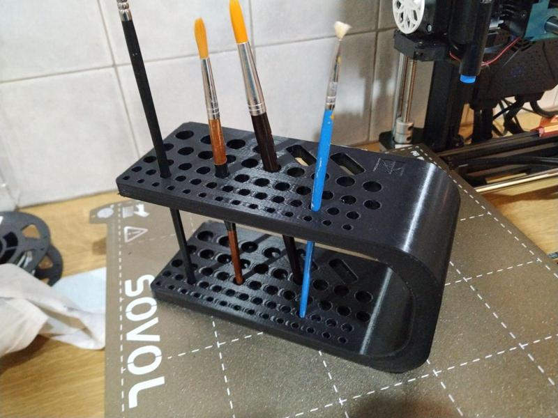 Paint Brush Holder - Curved Rose Design